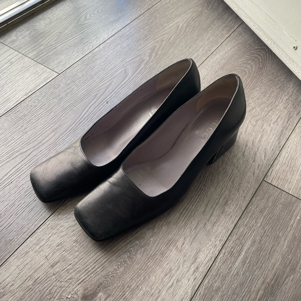 Gucci Black Leather Square-Toe Kitten Heels - Picture 1 of 7